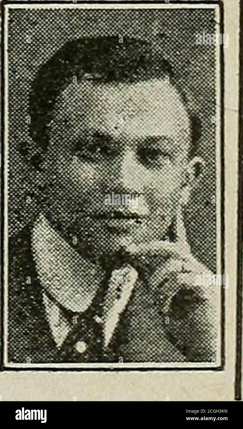 . Indice della città e della contea di San Diego - 1921 . (Altezze normali) N fr El Cajon avbet 38th e Hawleyblvd FIEBCE. Ne fr California 3blks N di Noce. California 1900 Artico 1800 India 1700 PINO. N fr ft. Stocktondr 2 blks W di SierraVistaFt Stockton dr..2100 PINO (città vecchia) NW fr Witherby 1blk NE di Fort Stock-ton dr Witherby 2200 Hortensia 2250 Trias 2300 Ampudia 2350 Arista 2400 Conde 2450 Harney 2500 Twiggs 2600 Mason 2700 Wallace 2800 Jackson 2850 Taylor 2900 Rosecrans 3000 Gaines 3100 Riley 3200 Greenwood 3300 PIONEER pi;. S fr Bush a Sutter, 1 blk W di Goldfinch. Sutter 3800 boccola 3850 PI^A Foto Stock