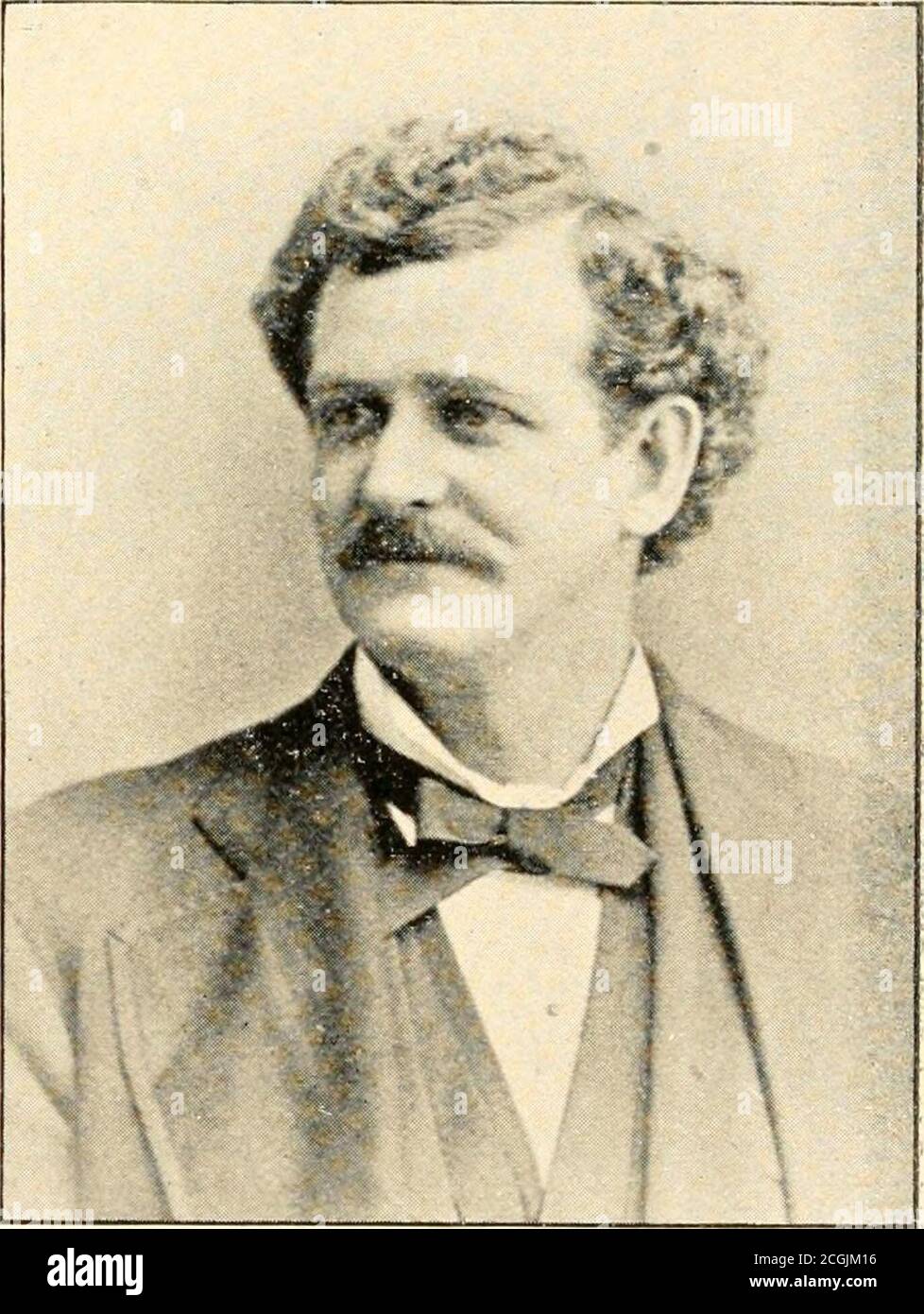 . Storia e elenco completo dei reggimenti del Massachusetts, uomini minuto del '61 che hanno risposto alla prima chiamata del presidente Abraham Lincoln, 15 aprile 1861, Per difendere la bandiera e la costituzione degli Stati Uniti ... e bozzetti biografici di minuscoli uomini di Massachuetts . He caduta del 1864 Prezzo generale incuriosito Montana eil distacco di segnale è stato assegnato insieme con il generale Pleasanton e Curtis, inseguendo il prezzo nel territorio indiano.inizio nel 1865 il Sioux, Gli indiani Cheyannes e Arapohoes sono diventati ostili e sono stati inviati con la polvere fiume Fxpedi-tion in cerca di loro. Il paese wasde Foto Stock