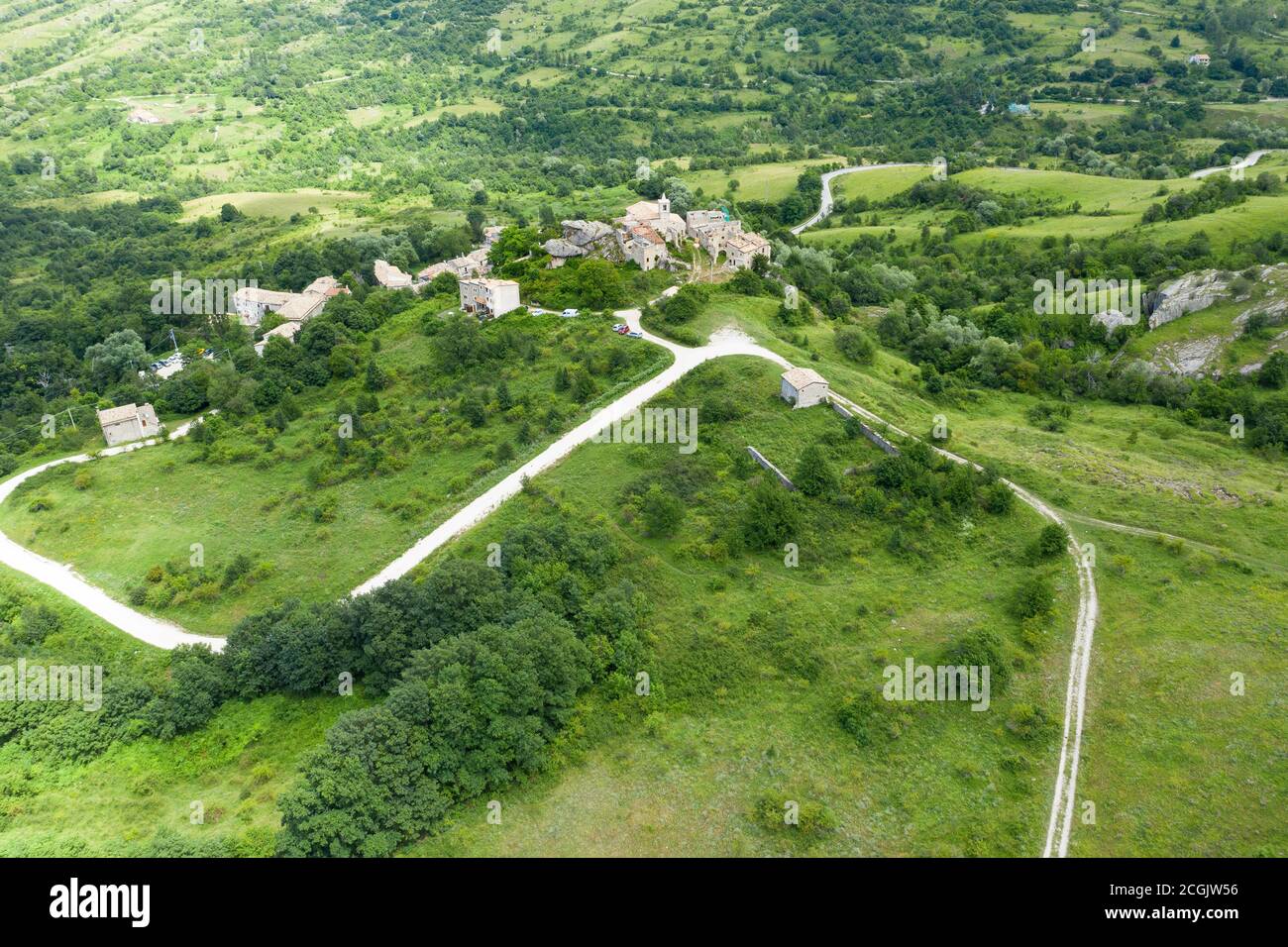 veduta aerea della città di caramanico terme nel regione della majella d'abruzzo Foto Stock