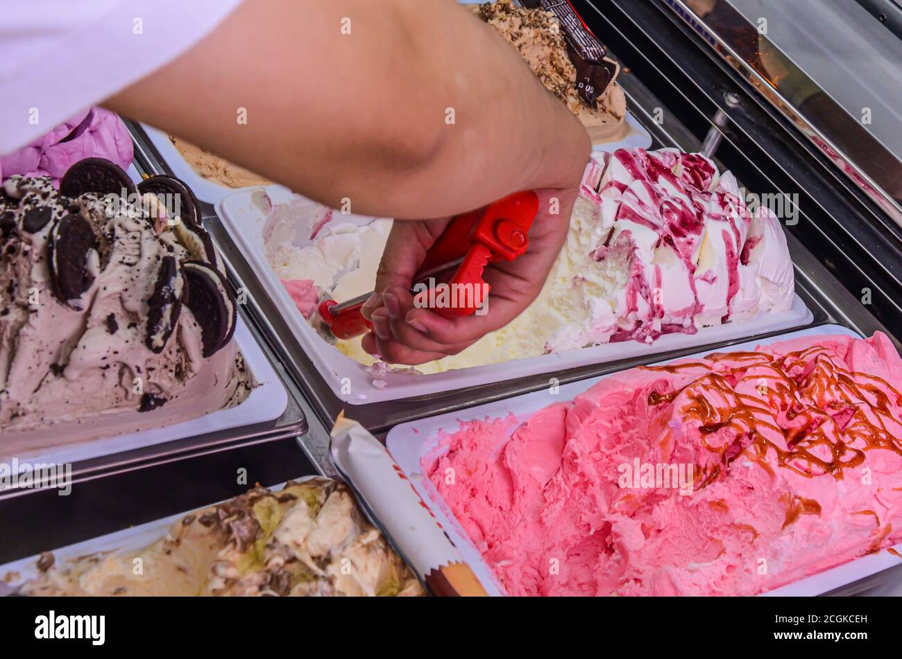 Classic gourmet Italiani gelatto gelato Gelato display in negozio Foto Stock