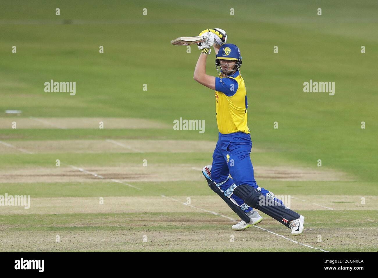 CHESTER LE STREET, INGHILTERRA. 11 SETTEMBRE 2020 Alex Lees of Durham batting durante la partita Vitality T20 Blast tra Durham County Cricket Club e Derbyshire County Cricket Club a Emirates Riverside, Chester le Street venerdì 11 Settembre 2020. (Credit: Mark Fletcher | MI News ) Credit: MI News & Sport /Alamy Live News Foto Stock