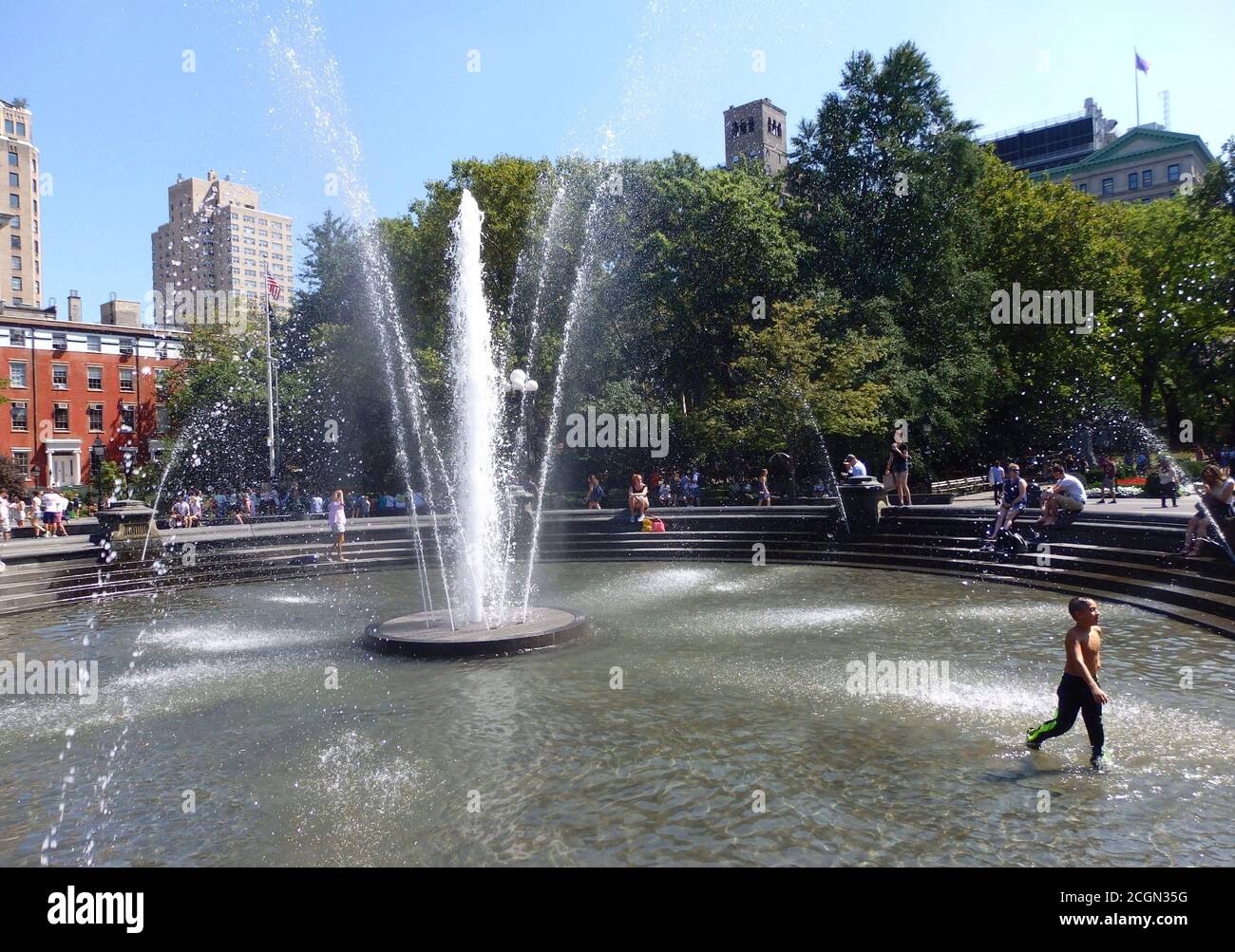 Washington Square Fountain in Washington Square Park, New York City, Stati Uniti Foto Stock