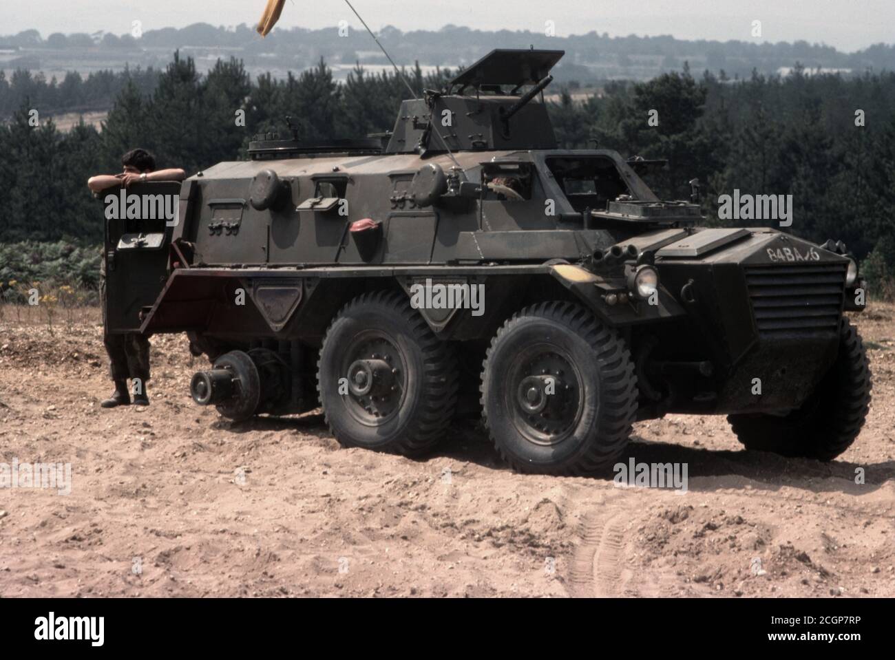 ESERCITO BRITANNICO Truppentransportpanzer Saracen / vettore di personale blindato APC FV603 Saracen Foto Stock