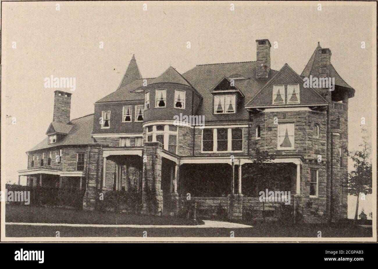 . Rivista dei dipendenti di Baltimora e Ohio . , in parte in collaborazione, costruire una stazione estiva su thesummit degli Allehenies. Prima della guerra aveva acquistato il terreno su cui si trova Deer Park, Maryland, e durante la guerra aveva tagliato i timberda. Insieme costruirono i cottage della casa a Deer Park, antl MR.Davis costruì anche una bella residenza estiva lì per sé. Negli anni successivi ha spesso raccontato, con grande piacere, di un'intervista che aveva con MR.Garrett mentre il piano era sotto disbussion. Alla fine dell'intervista MR. Davis ha chiesto al sig. Garrett se il mat-ter sarebbe stato portato Foto Stock