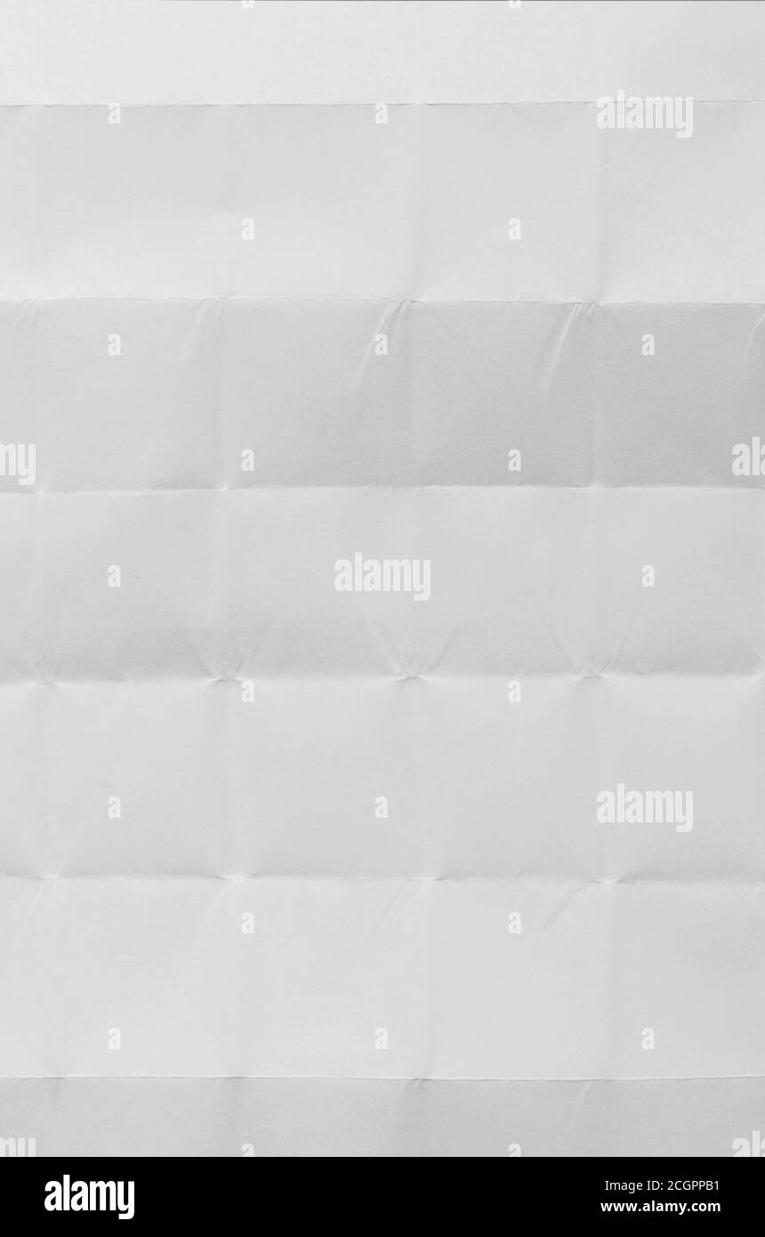 Sfondo bianco con trama della carta sgualcita. Orientamento verticale. Foto Stock