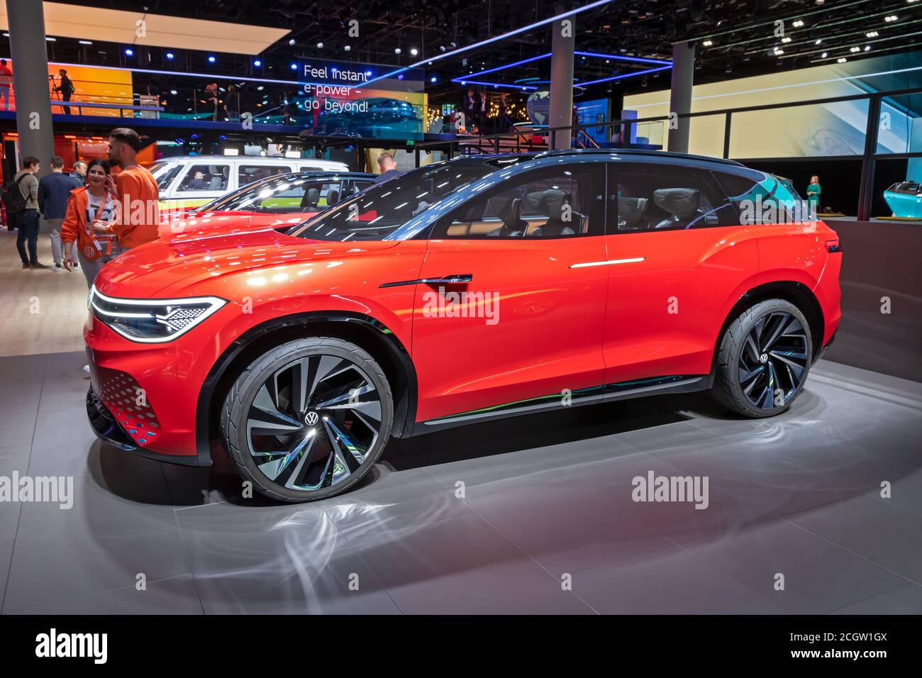 Francoforte, Germania - Sep 11, 2019: Volkswagen Roomzz ID auto elettrica presentato al salone di Francoforte IAA Motor Show 2019. Foto Stock