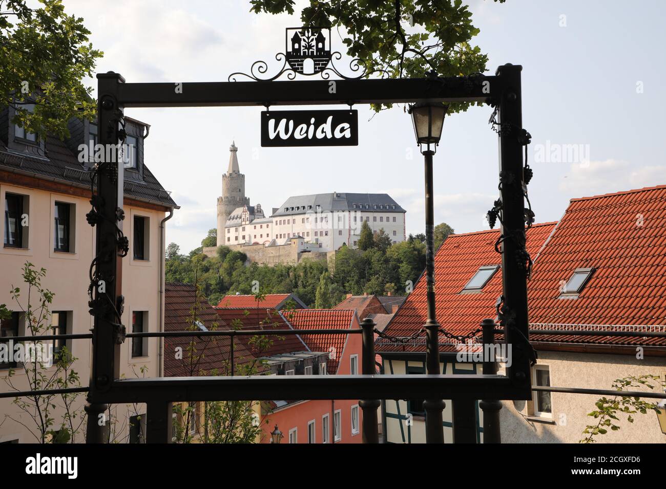 Weida, Germania. 12 settembre 2020. Il Castello di Pasqua. 'La Fondazione tedesca per la protezione dei monumenti' ha scelto il motto nazionale per il giorno: 'Probabilità Denkmal: Ricordare. Conserva. Ripensare." rilasciato. Il Day of the Open Monument è organizzato sia virtualmente che sul posto. Credit: Bodo Schackow/dpa-Zentralbild/dpa/Alamy Live News Foto Stock