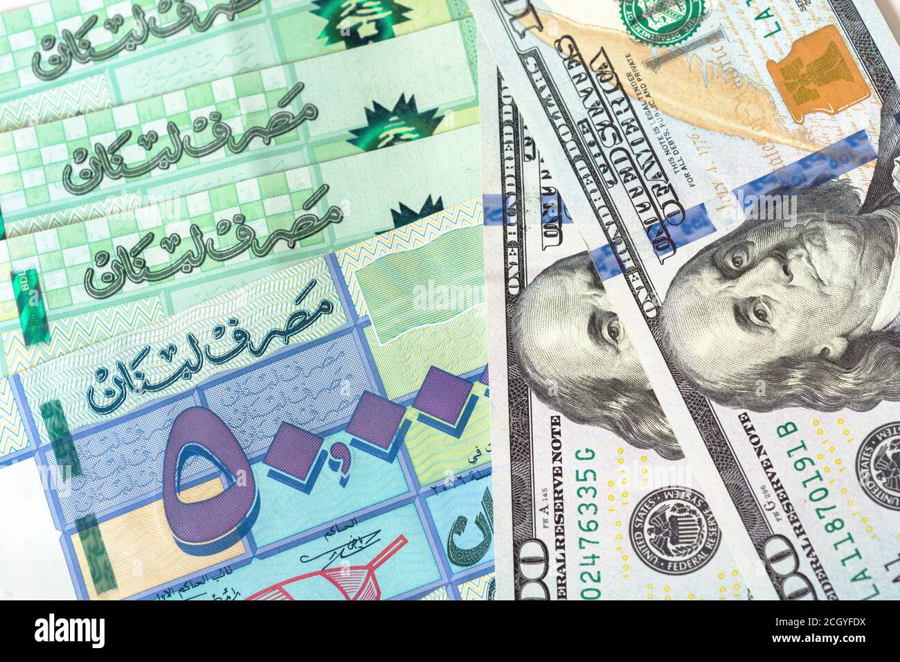 Libbre libanese (lira libanese) e US Dollar Bills Foto Stock