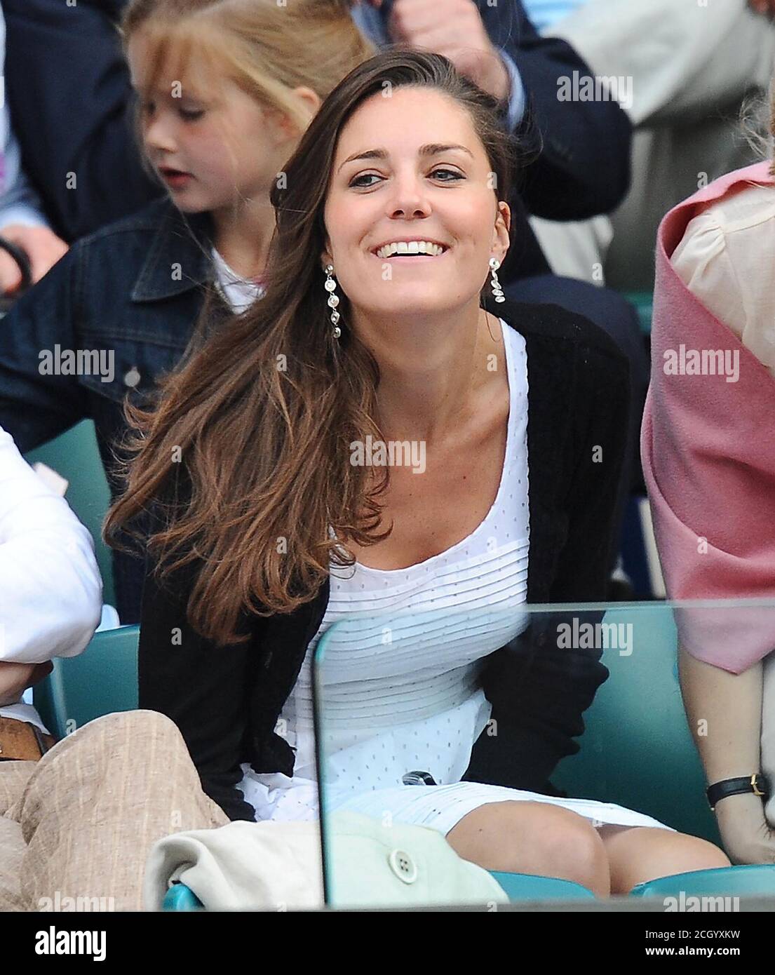 Catherine Middleton e gli amici. Wimbledon Tennis Championships, Londra. 28 GIU 2008 IMMAGINE DI CREDITO : © IMMAGINE DI STOCK DI PAIN /ALAMY DI CONTRASSEGNO Foto Stock