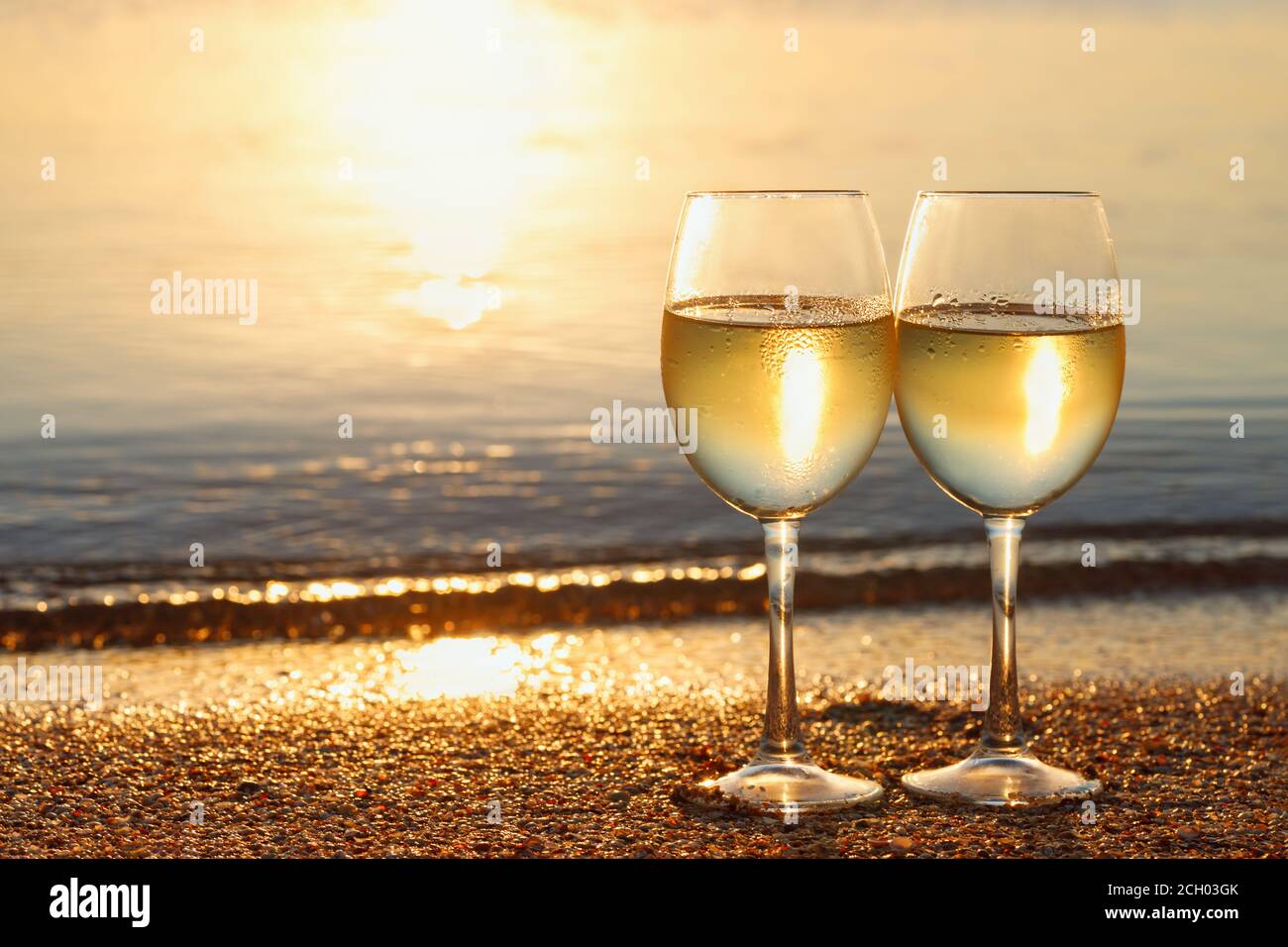 Due bicchieri di vino Foto Stock