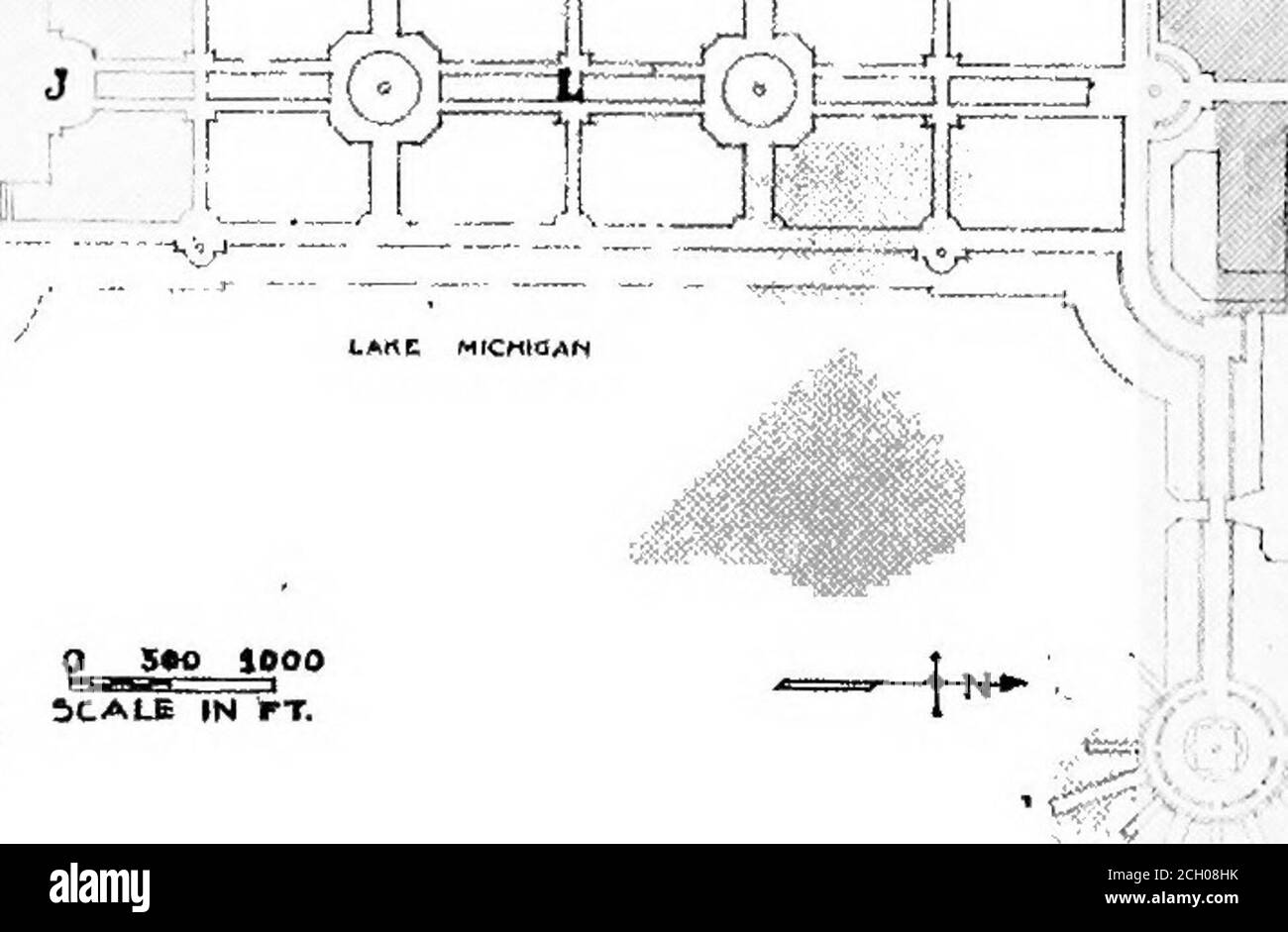 . Il problema del terminal ferroviario di Chicago; una serie di indirizzi prima del City club, dal terzo al decimo giugno 1913, che si occupa della proposta di riorganizzazione dei terminal ferroviari di Chicago, comprese tutte le proposte di terminal ora prima del City council Committee on Railway Terminals .. . iIiLjLiJ c ■i r jr jl i 1 ^jar jii.xiti5£!= 1 ir.. J3 xjcy,^^ ^UI ir^WyTC^^.&. Il r J3 1 jr^ l ] Jui j1 1 1 - &lt;iio Jl ^^/i-Y ^FL- ■•^. I -I F^5; T ..^ V?. ■■ if^ ■ f iCAli IN i-T. [ il i 1 i- -^f-^il i rii nr 1 il piatto 2.KEY: Proprietà ferroviaria. (La proprietà Illinois Central è indicata^ come sotto contratto con Th Foto Stock