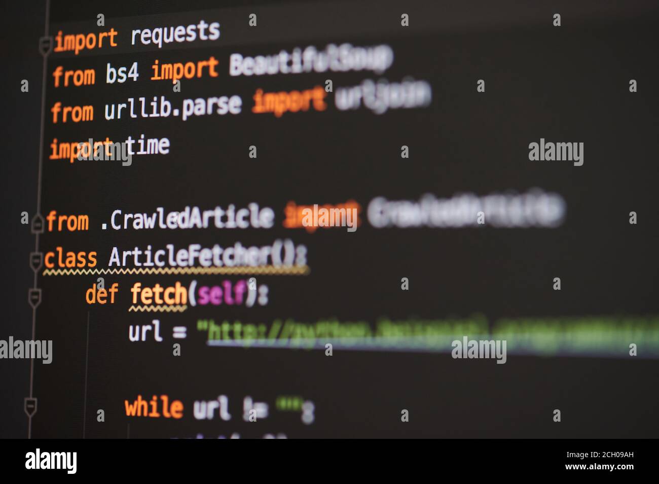 New york, USA - 13 settembre 2020: Avvio del codice di programmazione nella vista ravvicinata dello schermo del computer Foto Stock