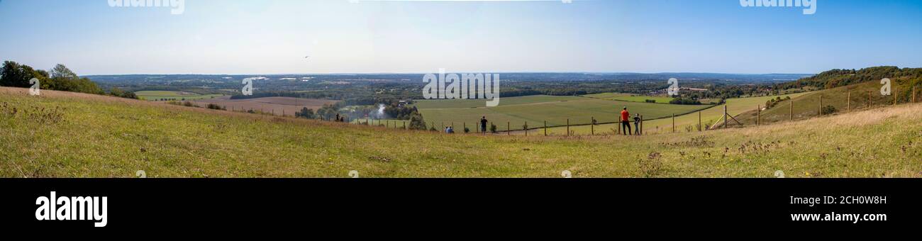 Bella panoramica della zizzania del Kent dalla North Downs Way, Kent Downs Area di bellezza naturale, Detling, Kent, Gran Bretagna Foto Stock