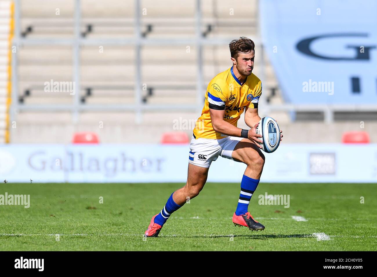 Vendita, Regno Unito. 13 settembre 2020. Gallagher Premiership Rugby: Vendita squali v bagno. Tom de Glanville di Bath in azione Credit: News Images /Alamy Live News Foto Stock