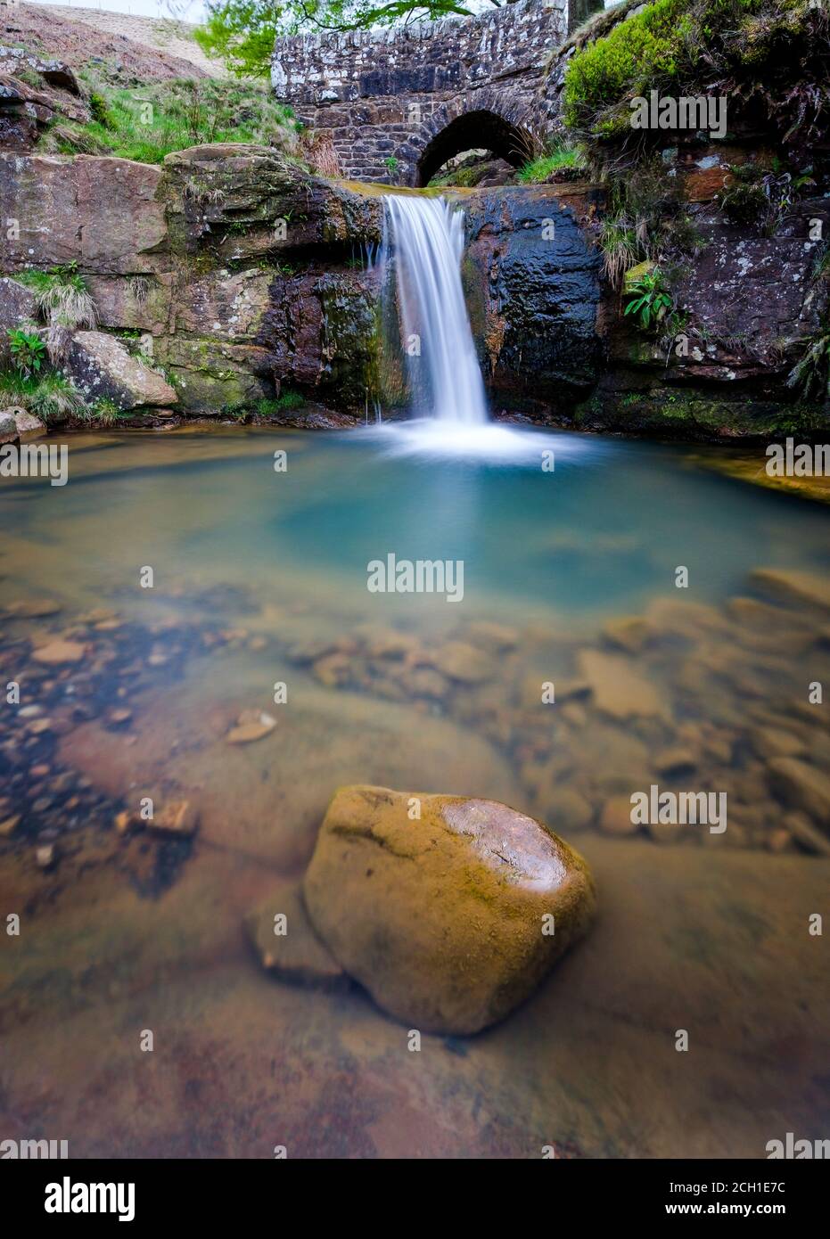 La cascata delle tre Shires Head nel punto d'incontro di Derbyshire, Staffordshire e Cheshire. Foto Stock