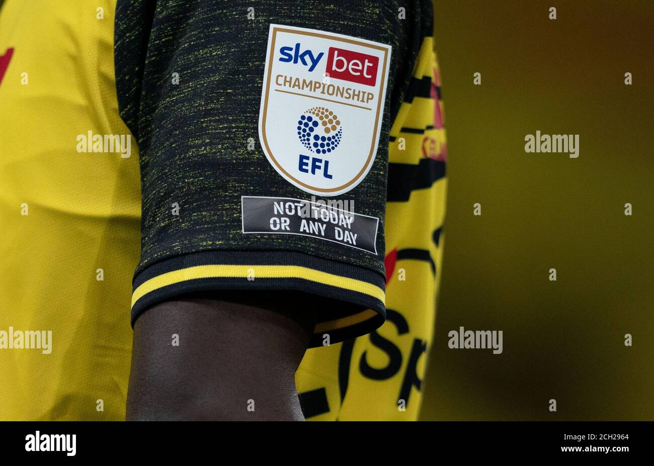 Watford, Regno Unito. 11 Settembre 2020. 'Non oggi o nessun giorno' accanto al badge della manica del campionato Sky BET durante la partita del campionato Sky Bet tra Watford e Middlesbrough a Vicarage Road, Watford, Inghilterra, il 11 settembre 2020. Foto di Andy Rowland. Credit: Prime Media Images/Alamy Live News Foto Stock