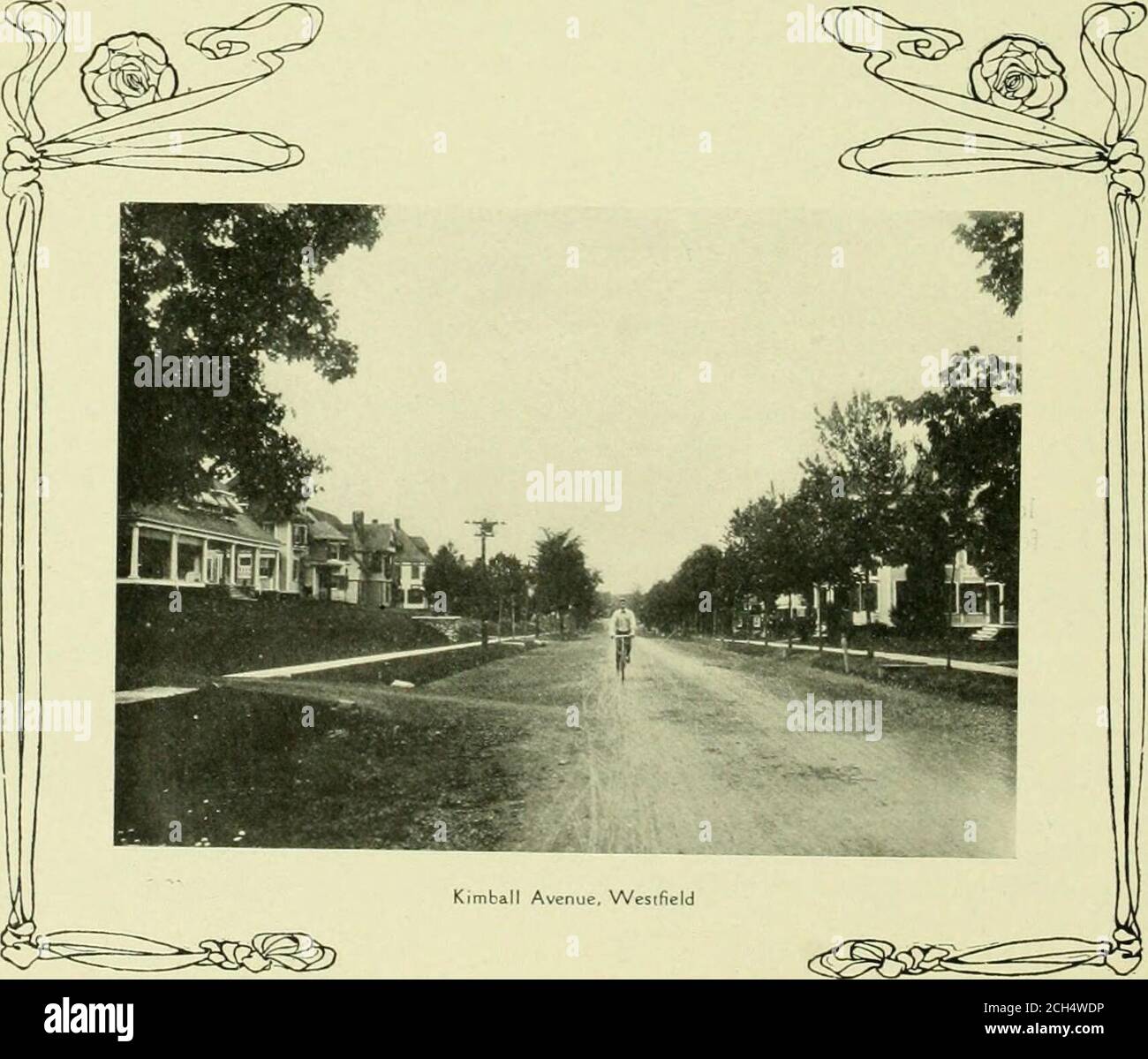 . Il Suburbanite; una rivista mensile per coloro che sono e coloro che dovrebbero interessarsi alle case suburbane. Ty totwenty-due ore al giorno, e il loro visionis delimitato da muri che danno una gamma ofonly cinque a twentv piedi. Non, inthe senso reale dei piedi e dei pollici, seebeyond loro noses. Nelle strade di agreat città ci sono poche prospettive thatcall per visione distante. Dal marciapiede il tocurb non è mai più di cento piedi, e può essere solo trenta. Sulla strada il pedone vede solo fino a theblock che sembra essere in. Ed è com-monly interessato solo a persone a closerange, o in t Foto Stock