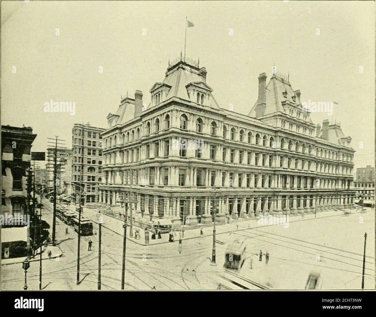 . hester Park, un popolare resort estivo, comodo per raggiungere la città con CINCINNATI E il G. A. R. servizio ferroviario a mezz'ora della ferrovia sud-occidentale Balti-More & Ohio e delle ferrovie elettriche. Venti acri del parco sono coperti dagli edifici di divertimenti appartenenti al Parco COM-pany. Questi edifici includono un thea-tre, club house, padiglioni di ristoro e numerosi edifici più piccoli de-votati per i divertimenti di ogni legittimatecharacter. La posizione del campo è più conveniente per i posti, whogo via la ferrovia di Baltimora & Ohio, la città, a differenza di Roma, io Foto Stock