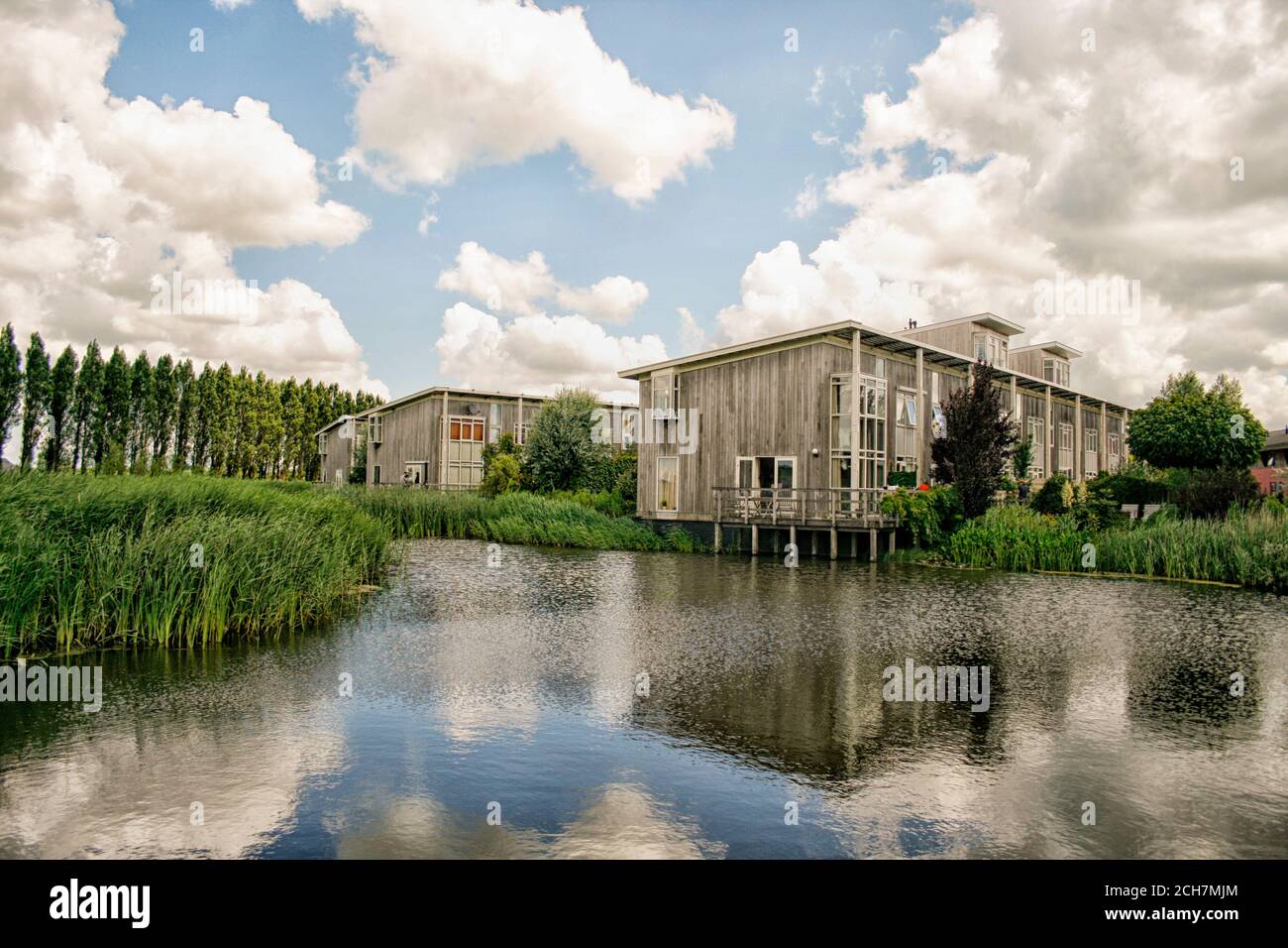 alloggiamento ecologico progettato in legno Foto Stock