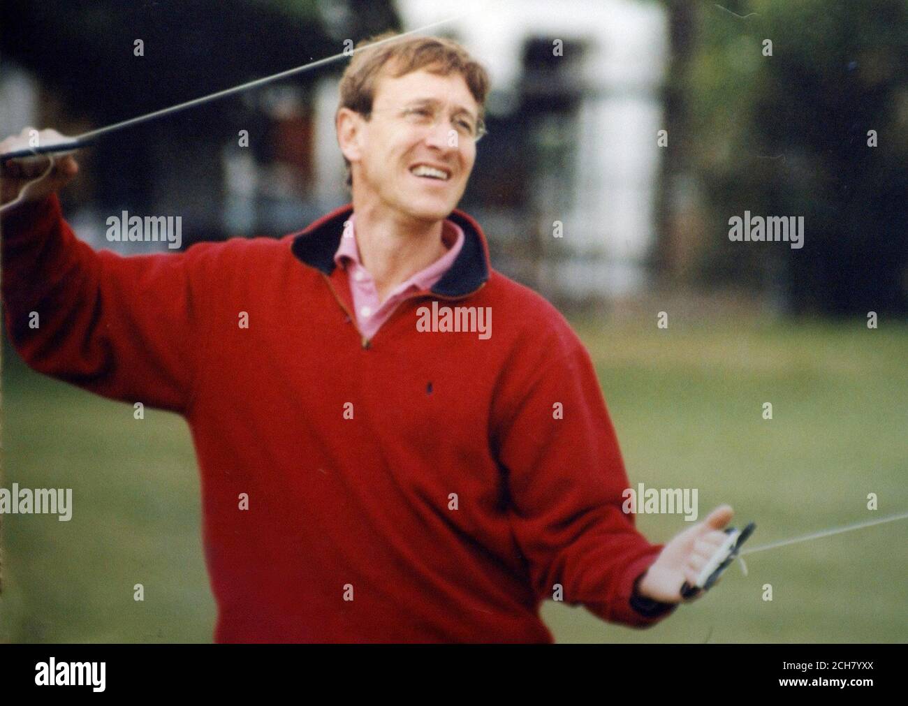 Undated Collect foto di padre di due Robert Symons, che è stato pugnalato a morte dopo aver affrontato un burglar alla sua famiglia 1 milione di casa in Airedale Avenue, Chiswick, Londra ovest. Robert Symons, 45 anni, un insegnante, è stato ripetutamente conosciuto in una frenetica lotta con l'intruso alle 4.30. La vittima è morta in ospedale questa mattina a causa delle sue ferite. Foto Stock