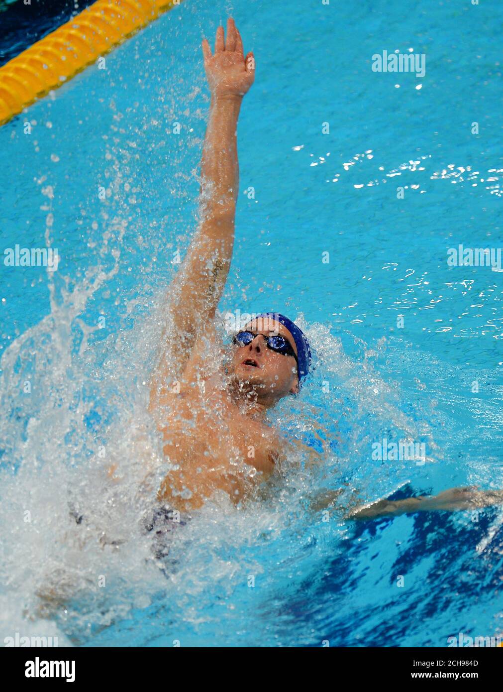 Christoph Walker-Heborn della Gran Bretagna compete nelle manche da 50 m durante il giorno 10 del Campionato europeo di Aquatics al London Aquatics Centre di Stratford. Foto Stock