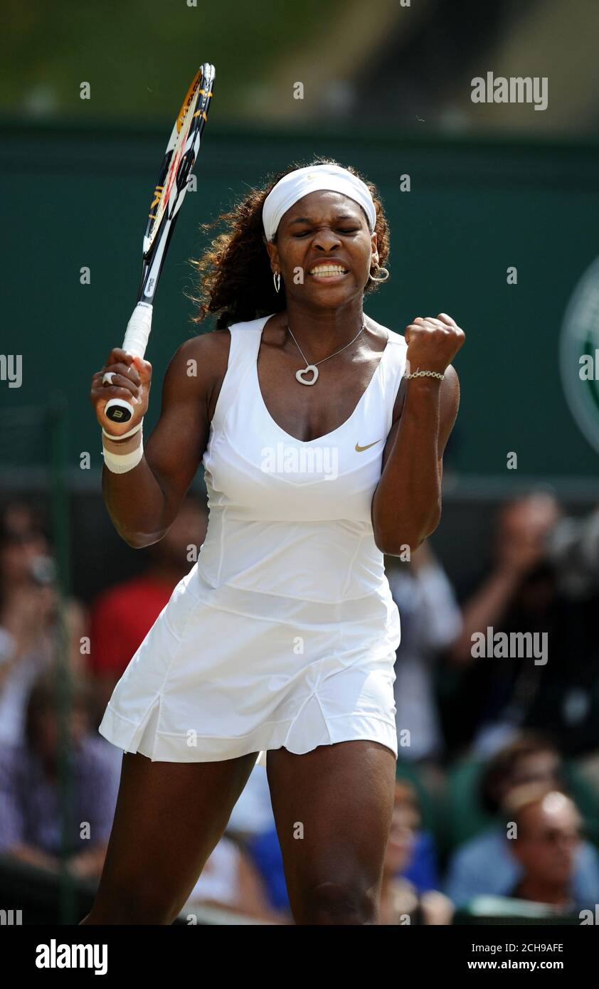 Serena Williams. Venus Williams contro Serena Williams. Wimbledon Ladies Final. Campionato di tennis di Wimbledon. 4/7/2009 credito immagine : © Mark Pain/ALAMY Foto Stock