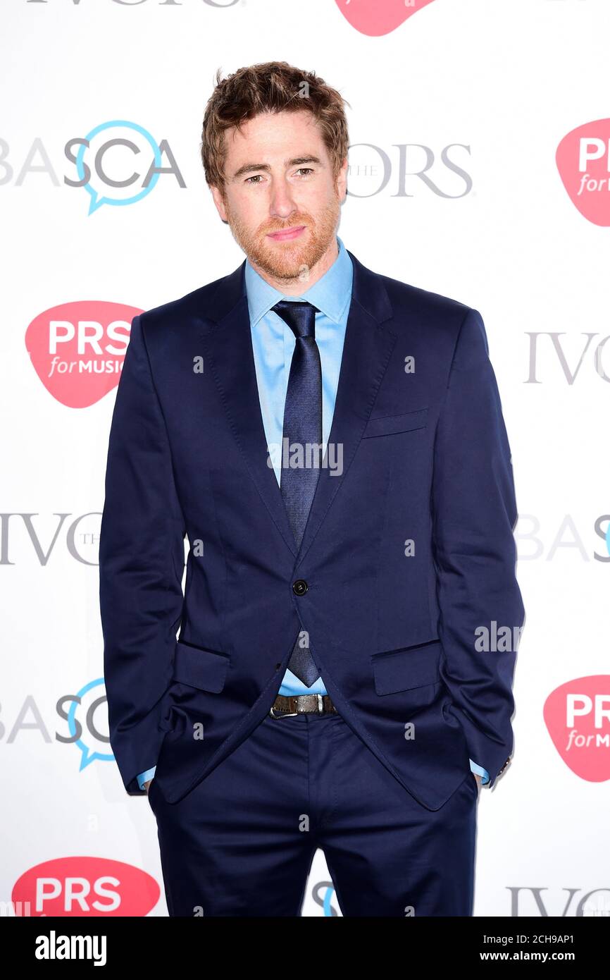 Jamie Lawson alla sessantunesima edizione del premio musicale Ivor Novello alla Grosvenor House di Londra. PREMERE ASSOCIAZIONE foto. Data immagine: Giovedì 19 maggio, 2016. Guarda la storia di PA SHOWBIZ Novello. Il credito fotografico dovrebbe essere: Ian West/PA Wire Foto Stock