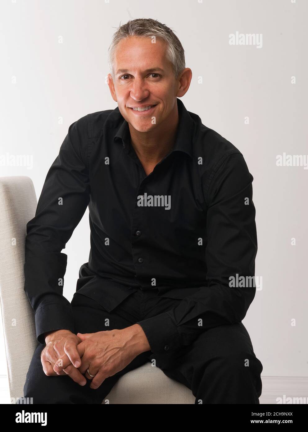Gary Lineker. Inghilterra calciatore e BBC Presenter. Gary Lineker - 11 Set 2009 PICTURE CREDIT : MARK PAIN / ALAMY STOCK IMAGE Foto Stock Gary Lineker. Inghilterra calciatore e BBC Presenter. Gary Lineker - 11 Set 2009 PICTURE CREDIT : MARK PAIN / ALAMY STOCK IMAGE Foto Stock