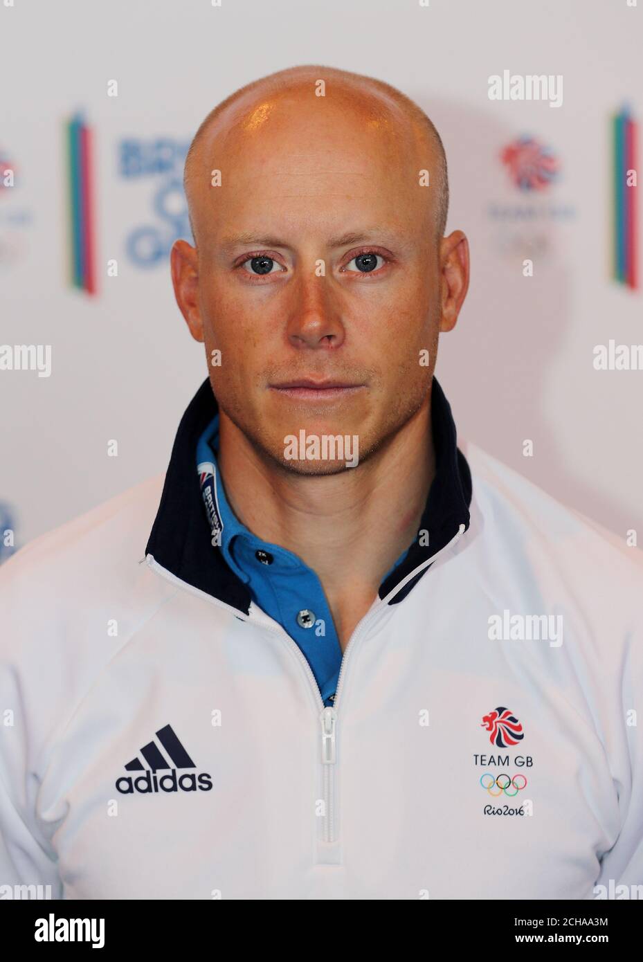 Team GB Sailor Nick Thompson durante la sessione del Team GB Kitting out al NEC di Birmingham. Foto Stock