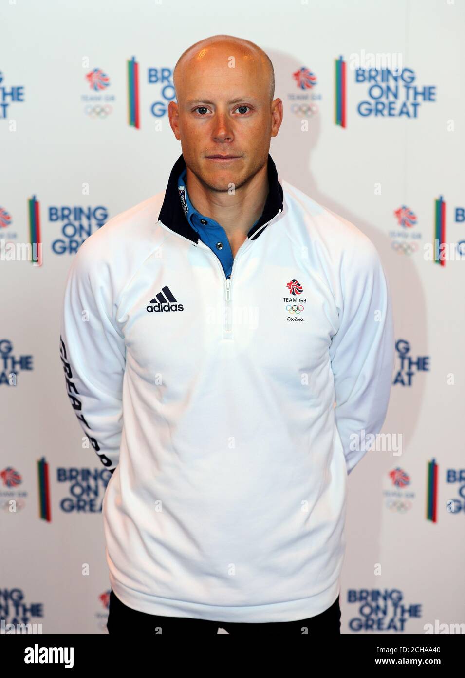 Team GB Sailor Nick Thompson durante la sessione del Team GB Kitting out al NEC di Birmingham. Foto Stock