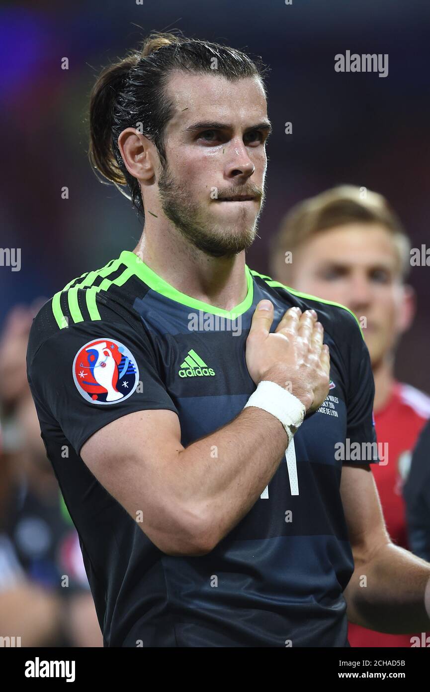 Wales' Gareth Bale dopo la UEFA Euro 2016, partita semifinale allo Stade de Lyon, Lione. Foto Stock