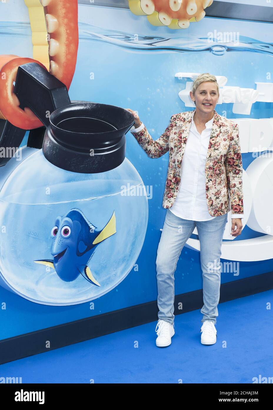 Ellen Degeneres partecipa alla prima inglese di Finding Dory, all'Odeon Leicester Square - Londra Foto Stock