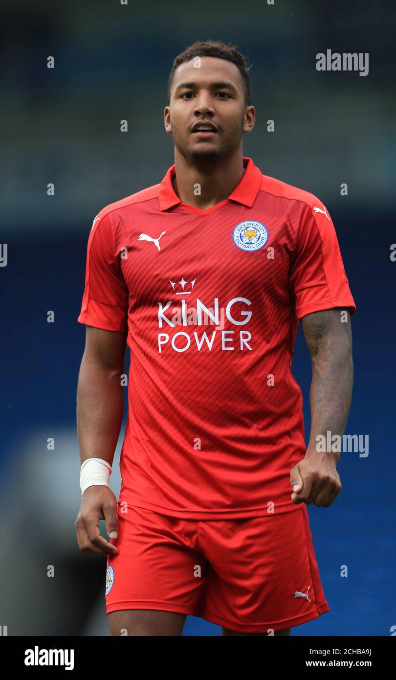 Durante la partita pre-stagione al Proact Stadium, Chesterfield. PREMERE ASSOCIAZIONE foto. Data immagine: Martedì 2 agosto 2016. Vedi storia della PA CALCIO Chesterfield. Il credito fotografico dovrebbe essere: Tim Goode/PA Wire. RESTRIZIONI: Nessun utilizzo con audio, video, dati, elenchi di apparecchi, logo di club/campionato o servizi "live" non autorizzati. L'uso in-match online è limitato a 75 immagini, senza emulazione video. Nessun utilizzo nelle scommesse, nei giochi o nelle pubblicazioni di singoli club/campionati/giocatori. Foto Stock