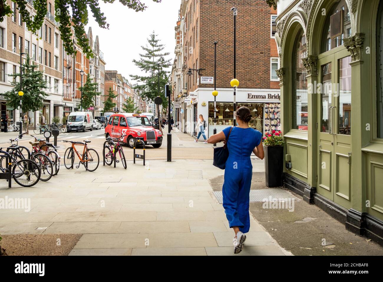 Londra - Settembre 2020: Marylebone High Street / Marylebone Village. Un'attraente area di negozi di alta classe e indipendenti in un'area esclusiva. Foto Stock