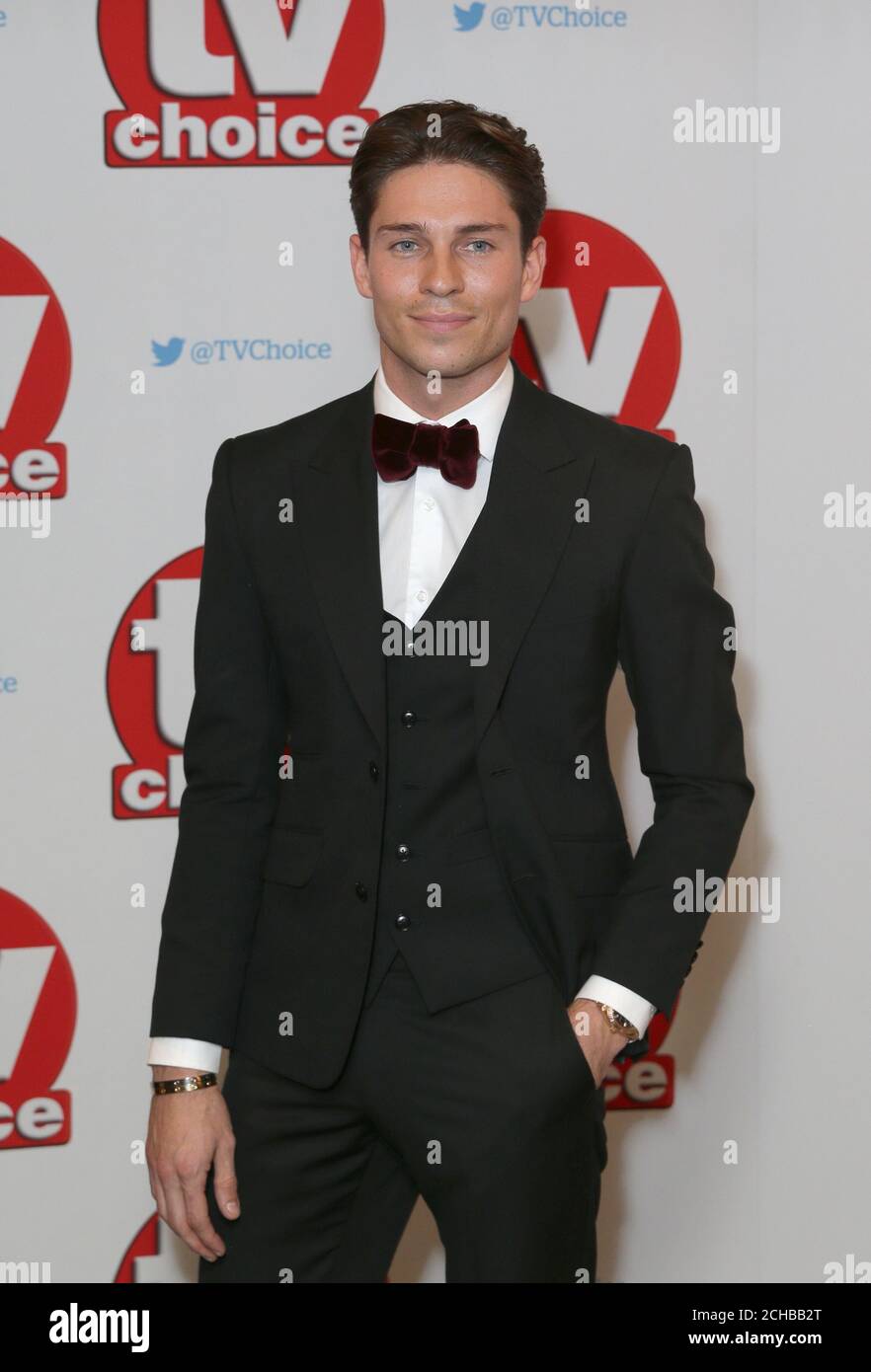 Joey Essex arriva per la TV Choice Awards 2016 tenutosi presso il Dorchester Hotel di Park Lane a Londra. Stampa foto di associazione. Picture Data: lunedì 5 settembre 2016. Vedere PA storia SHOWBIZ TVChoice. Foto di credito dovrebbe leggere: Daniel Leal-Olivas/PA FILO Foto Stock