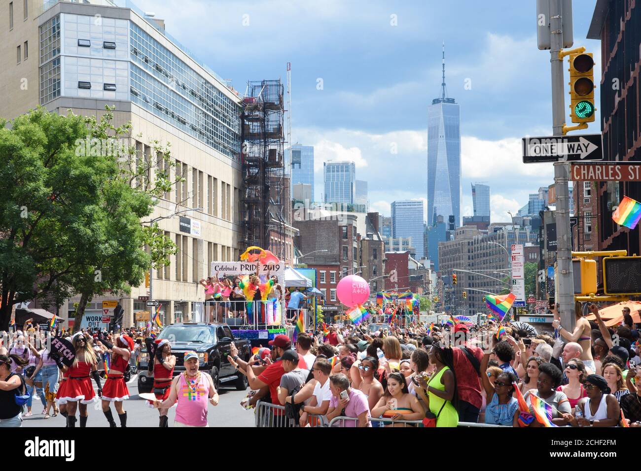 Atmosfera durante New York Pride nel Chelsea Village, New York. Foto Stock