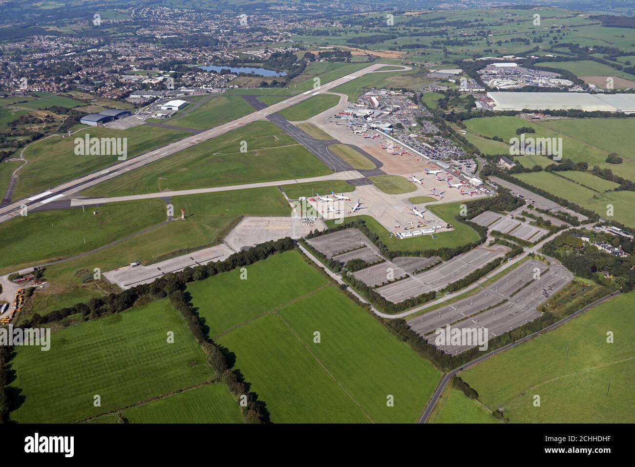 Vista aerea dell'aeroporto di Leeds Bradford, Yeadon, Leeds Foto Stock