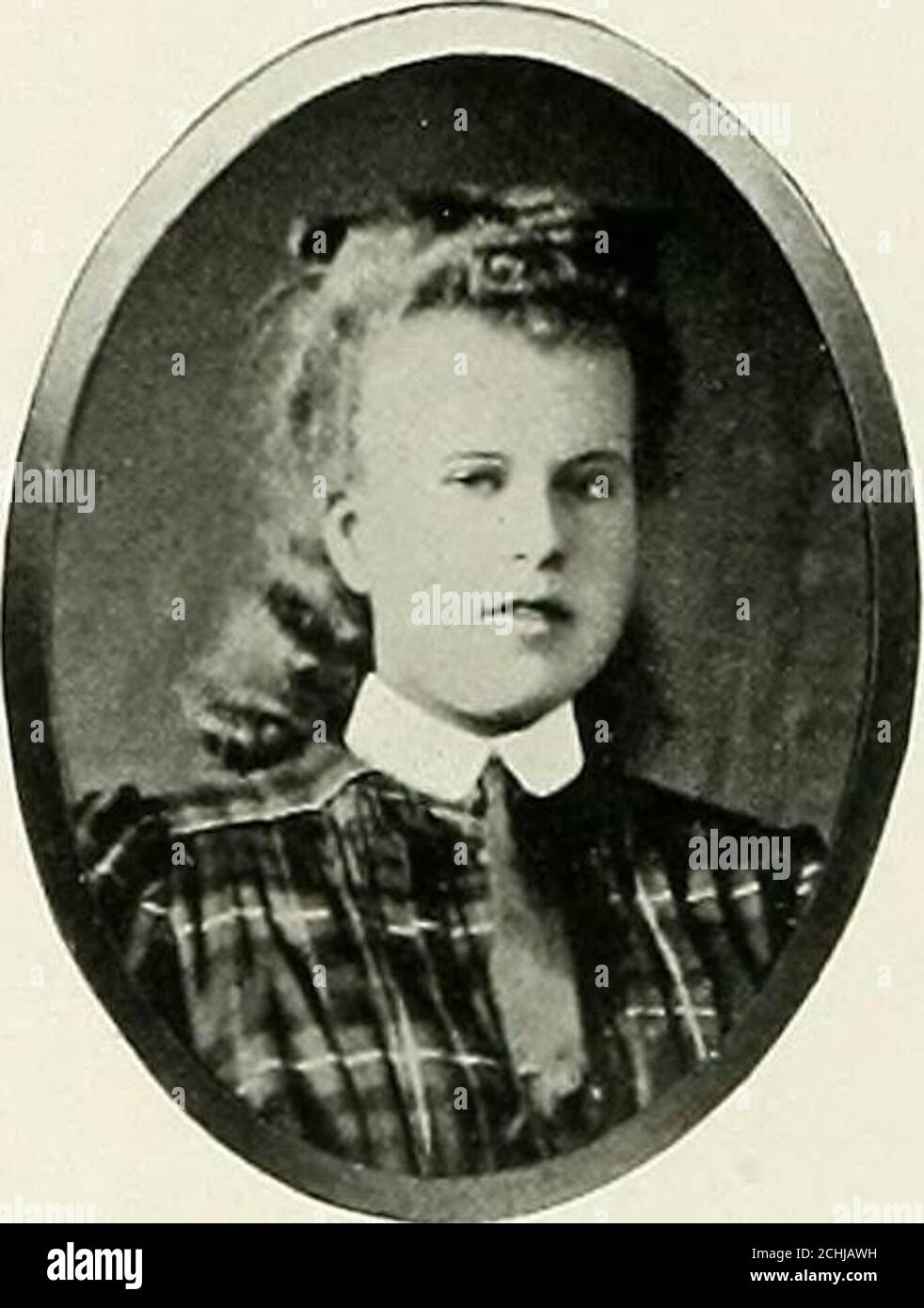 . Storia della famiglia Carlile : ramo di Paisley . rter, Kathleen, figlia maggiore di Anna Margaret (Begg) e Richard carter, è nata a Napier, Nuova Zelanda, nel 1878. Carter, Norah, figlia minore di Anna Margaret (Begg) e Richard carter, nacque a Napier, in Nuova Zelanda, nel 18S1. Carter, Richard Rothwell, terzo figlio di Anna Margaret (Begg) e Richard carter, nacque a Napier, in Nuova Zelanda, nel 1877. Carter, Sheila Mary, seconda figlia di Anna Margaret (Begg) e Richard carter, è nata a Napier, Nuova Zelanda, nel 1880. Carter, Warrand Wilson, secondo figlio di Anna Margaret (Begg) e Richard Cart Foto Stock