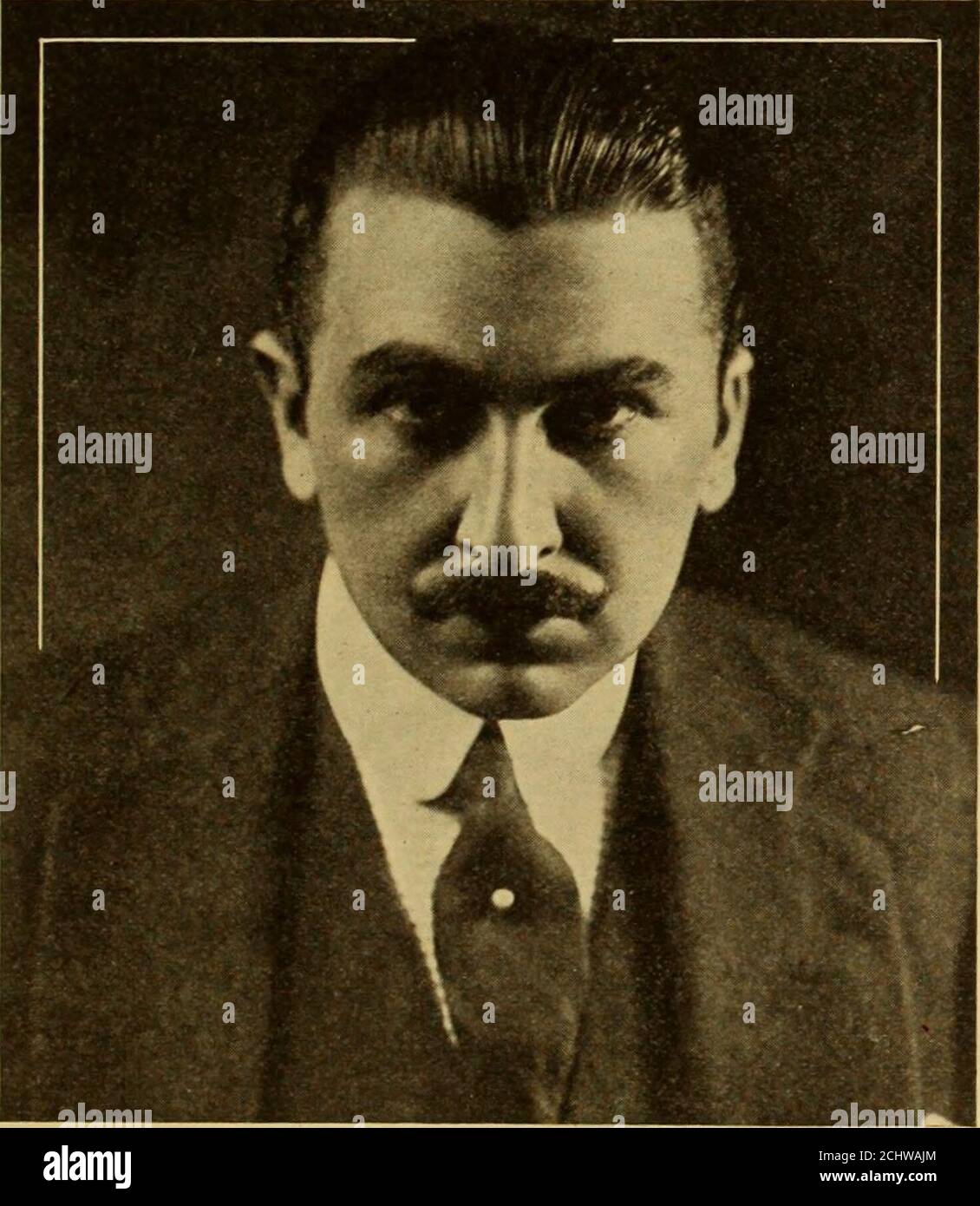 . Motion Picture Studio Directory and Trade Annual (1916) . Donald Mackenzie Produttore dei pericoli di Paolina il perdono il Galloper 44 lo Spender 44 il pacchetto prezioso v il nuovo seriale 44 lo Shadow di schermatura in preparazione44 la sfida II iiiiiiiiiiiiiiiiiiiiiiiiiiiiiiiiiiiiiiiiiiiiiiiiiiiiiiiiiiiiiiiiiiiiiiiiiiiiiiiiiiiiiiiiiiiiiiiiiiiiiiiiiiiiiiiiiiiiiiiiiiiiiiiiiiiiiiii George Fitzmaurice Produttore di Stop Thief il Money Master Via Wireless a Bay New York il calcio di prova in Big Jim Garrity Arms e la Donna il viaggio romantico PATHE-ASTRA i!iiiiiilliiiiiiiiiiiiiiiiiiiiiiiiiiiiiiiiiiiiiiiiiiiiiiiiiiiiiiiiiiii Foto Stock