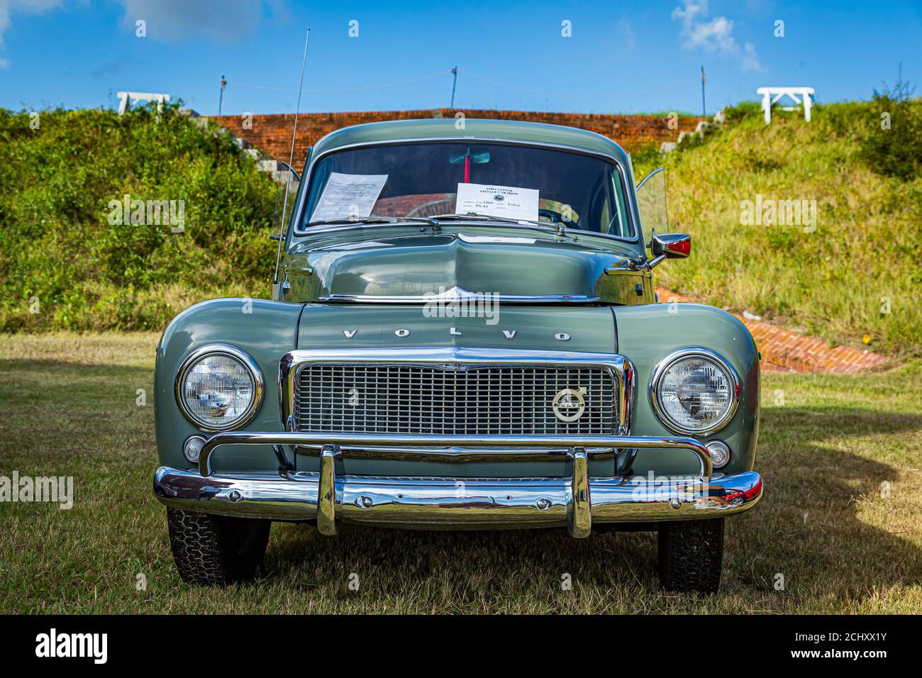 Fernandina Beach, FL / USA - 22 settembre 2018: 1960 Volvo PS-44 ad una mostra di auto a Fort Clinch a Fernandina Beach, Florida vicino a Jacksonville. Foto Stock