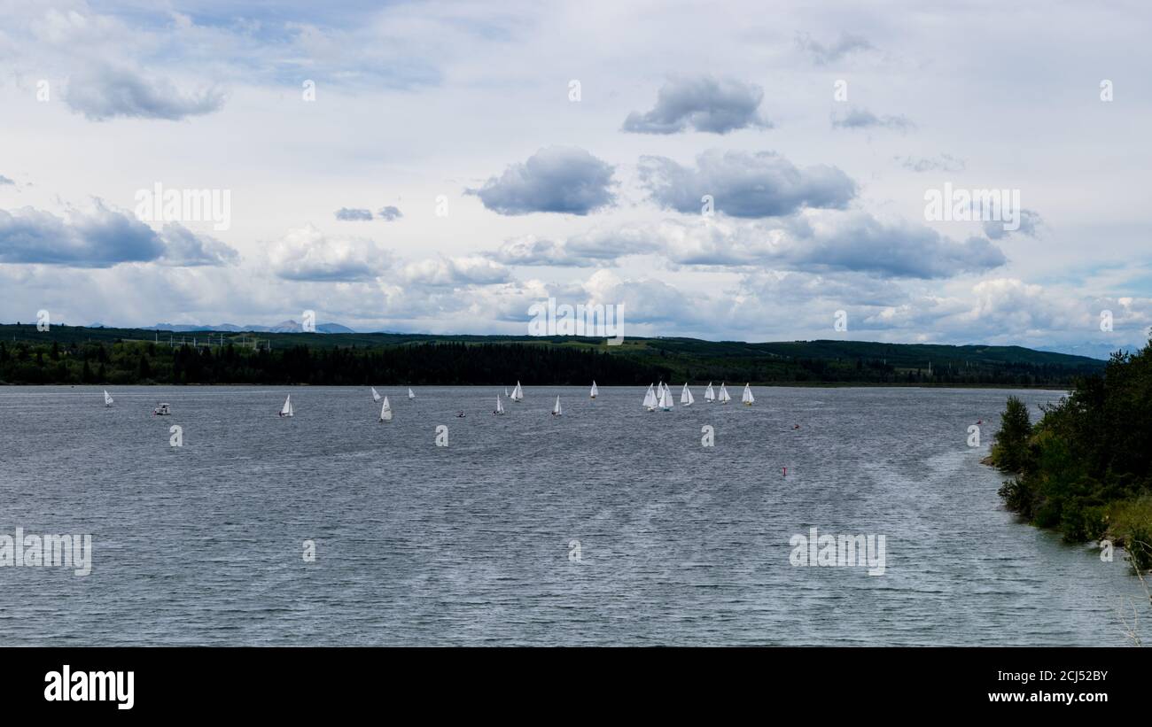 Vela sul lago artificiale Glenmore Foto Stock