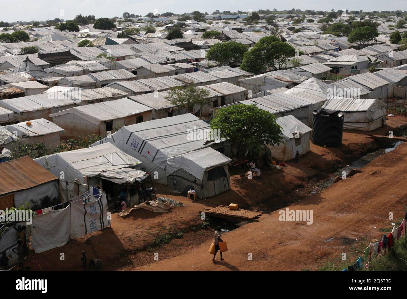 Una vista aerea mostra una sezione del sito di protezione dei siti civili ( PoC) 3 nella missione delle Nazioni Unite nel Sudan del Sud (UNMISS) fuori  Juba, Sud Sudan, 12 luglio 2018.