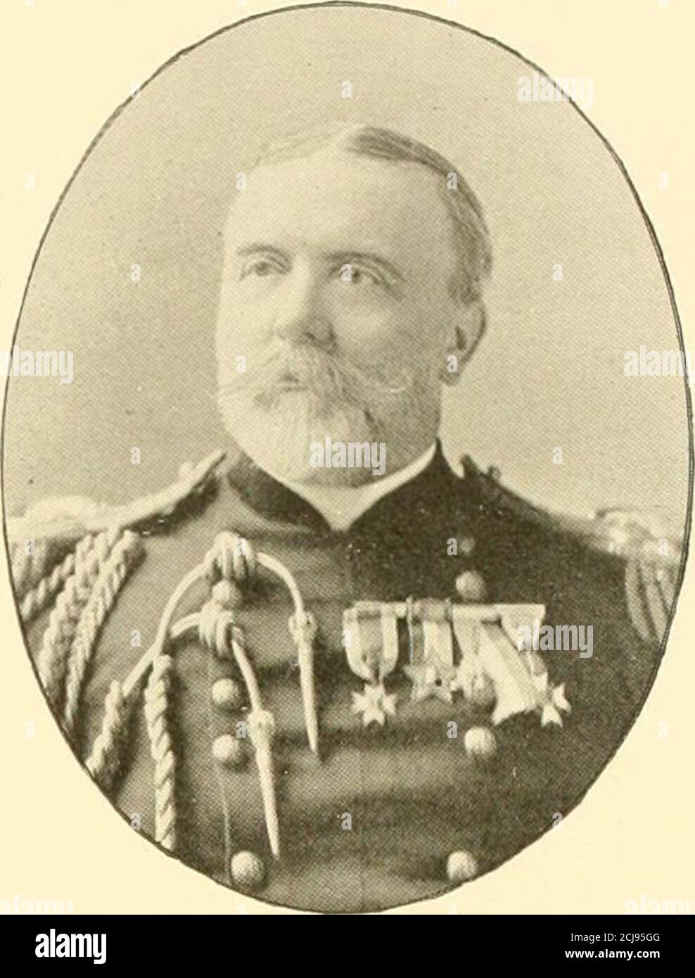 . Ufficiali dell'esercito e della marina (regolari) che servivano nella guerra civile e condotta meritoria di fronte a AT-lanta, e durante la guerra. Dopo la guerra Lie andò con il suo reggimento da FortMcHenry alla California attraverso l'istmo di Panama. Nel 1870 divenne giudice della Scuola di artiglieria di FortMonroe. Promossa ad un capitanato 17 giugno 1874. Hewas assegnato al comando di Fort Foote, e nel 1877 delle truppe di artiglieria a Washington Arsenal. Promotedin 1881 ispettore generale maggiore e assistente, e OR-parted alla costa del Pacifico, dove servì successivelyon il personale dei generali McDowell, SC Foto Stock