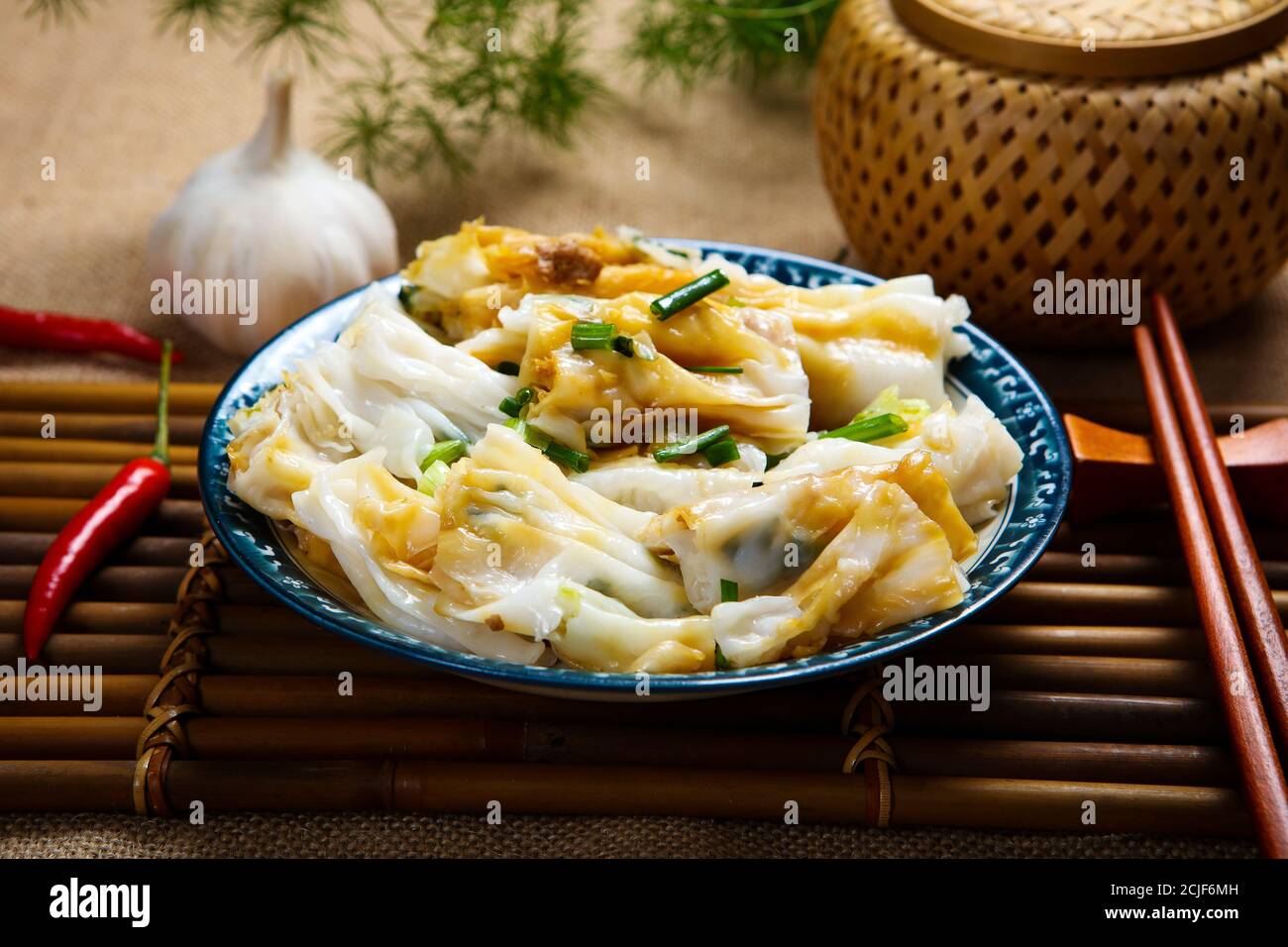 Il cibo cinese è vermicelli al vapore rotolo Foto Stock