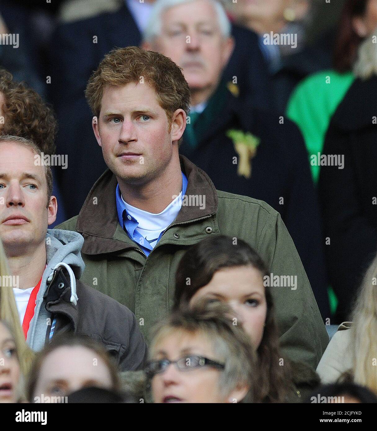 Prince Harry England / Irlanda RBS Six Nations Rugby a Twickenham, Londra, Gran Bretagna - 17 Mar 2012 CREDITO IMMAGINE : © MARK PAIN / ALAMY STOCK PHOTO Foto Stock