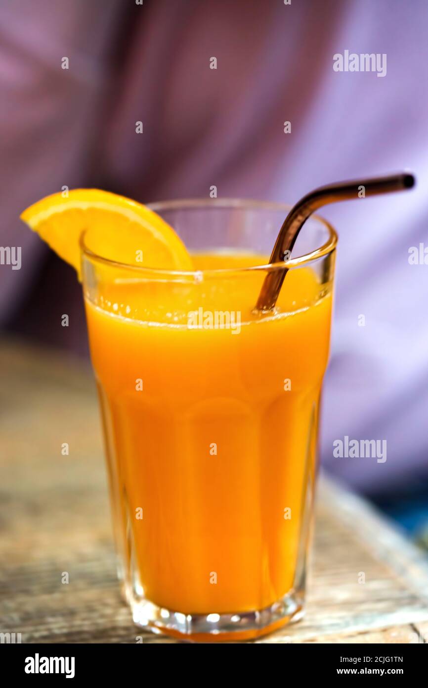 Arancia di carota e succo di zenzero Foto Stock