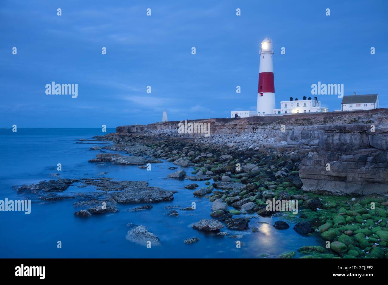 Portland Bill at Dawn, Jurassic Coast, Dorset, Inghilterra, Regno Unito. Filtri Lee: Filtro medio 0.6 ND grad Foto Stock