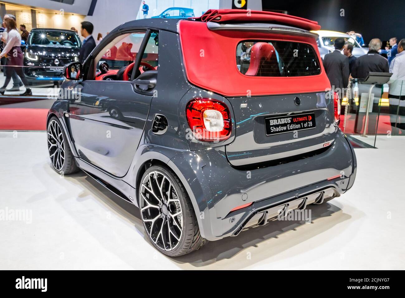 Brabus Smart EQ ForTwo Cabrio Ultimate Shadow Edition ha sintonizzato l'auto all'89° Salone Internazionale dell'Auto di Ginevra. Ginevra, Svizzera - 5 marzo 2019. Foto Stock