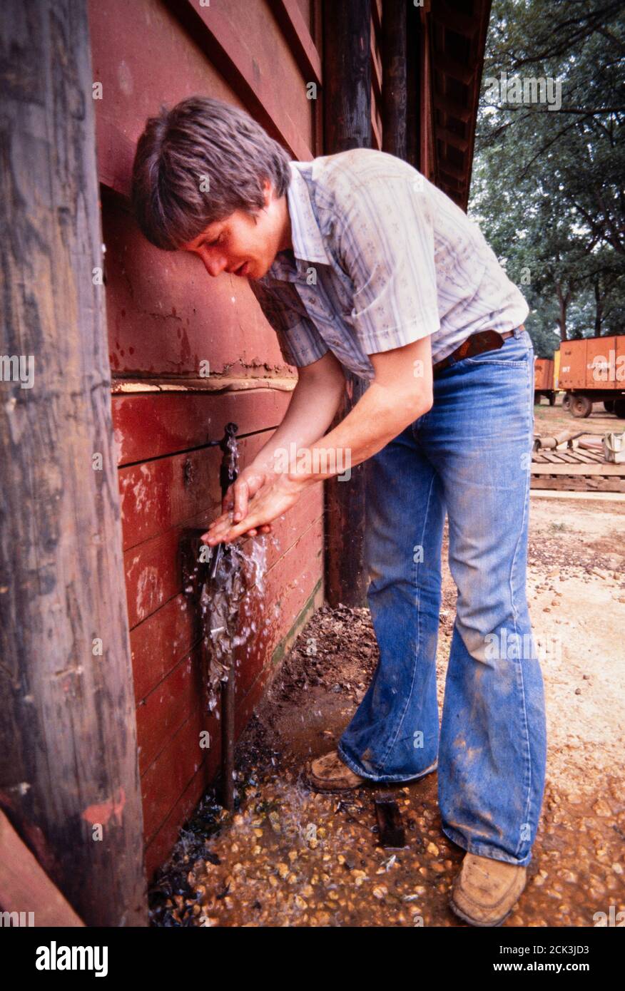 James Earl ' chip ' carter, figlio del presidente Jimmy e della prima signora Rosalynn carter nella fattoria della famiglia a Plains, Georgia nel 1976. Chip carter è tornato nelle notizie del 2020, dopo aver ammesso di aver fumato marijuana con la cantante Willie Nelson sul tetto della Casa Bianca. Foto Stock