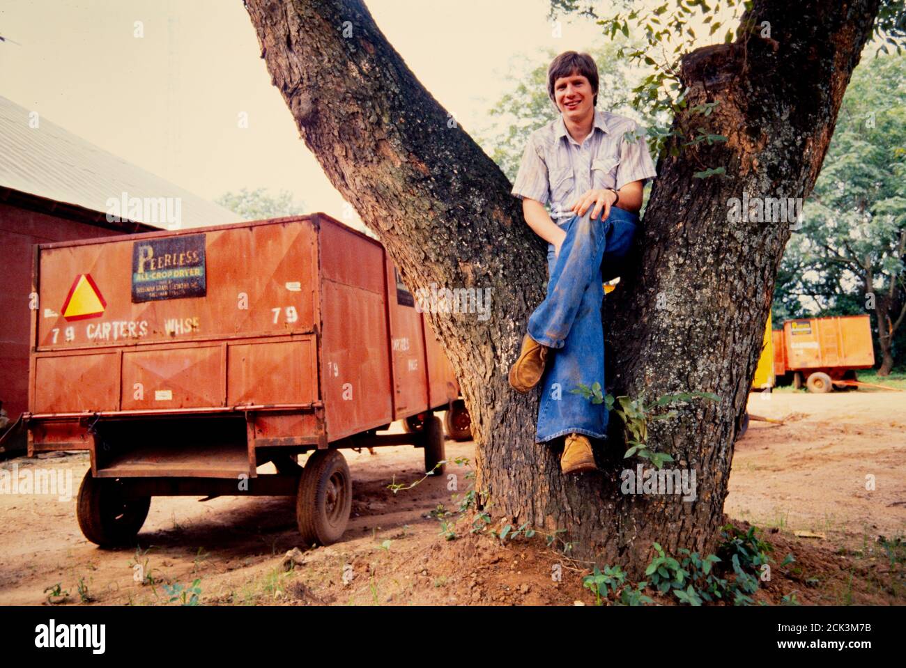 James Earl ' chip ' carter, figlio del presidente Jimmy e della prima signora Rosalynn carter nella fattoria della famiglia a Plains, Georgia nel 1976. Chip carter è tornato nelle notizie del 2020, dopo aver ammesso di aver fumato marijuana con la cantante Willie Nelson sul tetto della Casa Bianca. Foto Stock